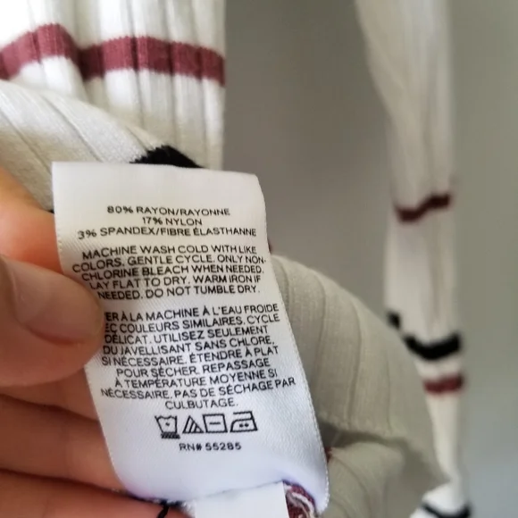 Express Striped Ribbed Fitted Sweater Small - Picture 5 of 6